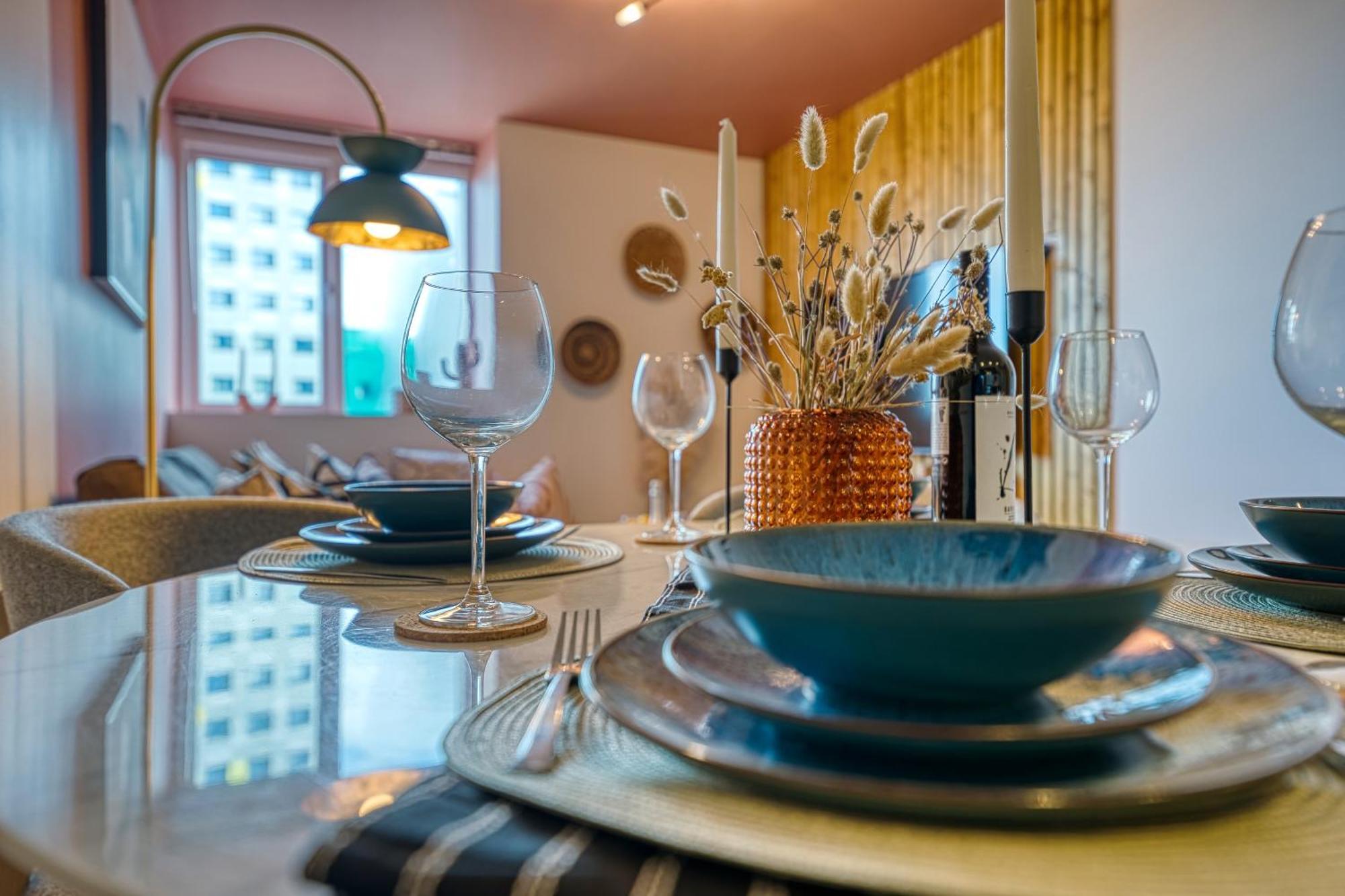 Apartment Blue Puffin Stays: Chic Near Gunwharf Quays &